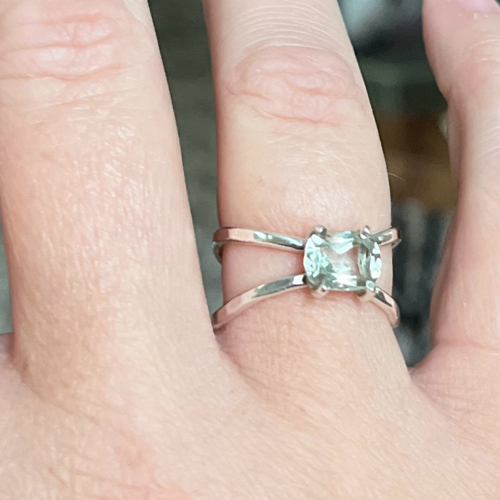 James Michelle Ocean Tide ring size 8 green amethyst sterling silver